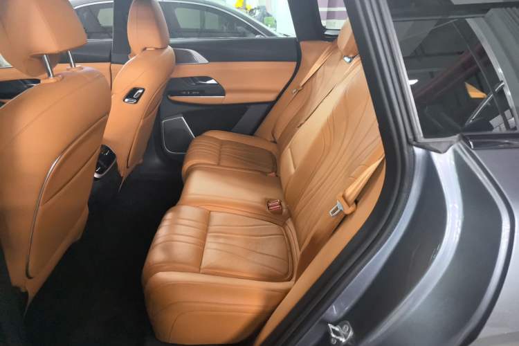 Used XPeng G9 2022 570 Max Interior 1
