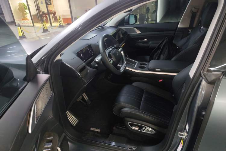 Used XPeng G9 2022 650 Performance Edition Max Interior 3
