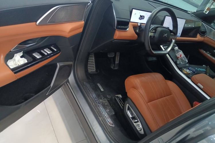 Used XPeng G9 2022 650 Performance Edition Pro Interior 3
