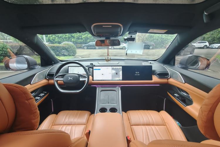 Used XPeng G9 2022 702 Max Interior 6