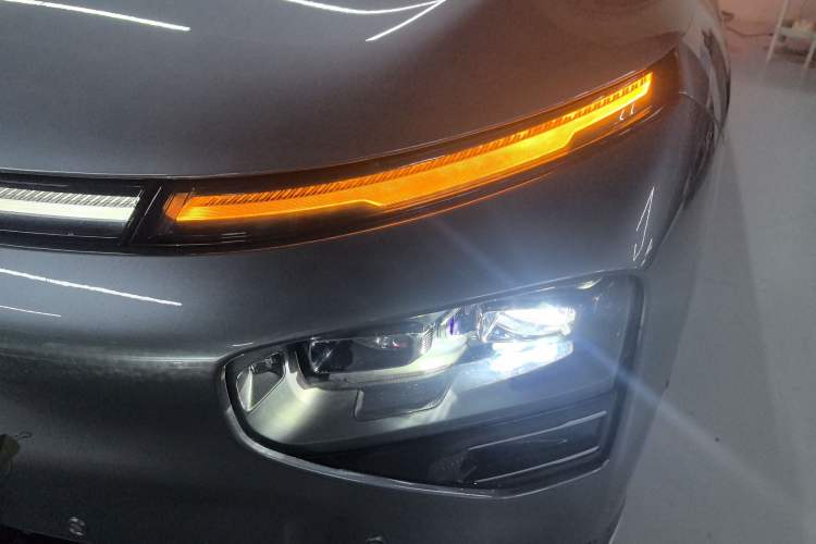 Used XPeng G9 2022 650 Performance Edition Max Left Front Headlight
