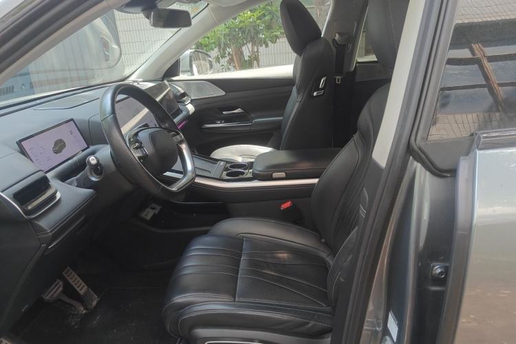 Used XPeng G9 2022 650 Performance Edition Max Left Front Seat