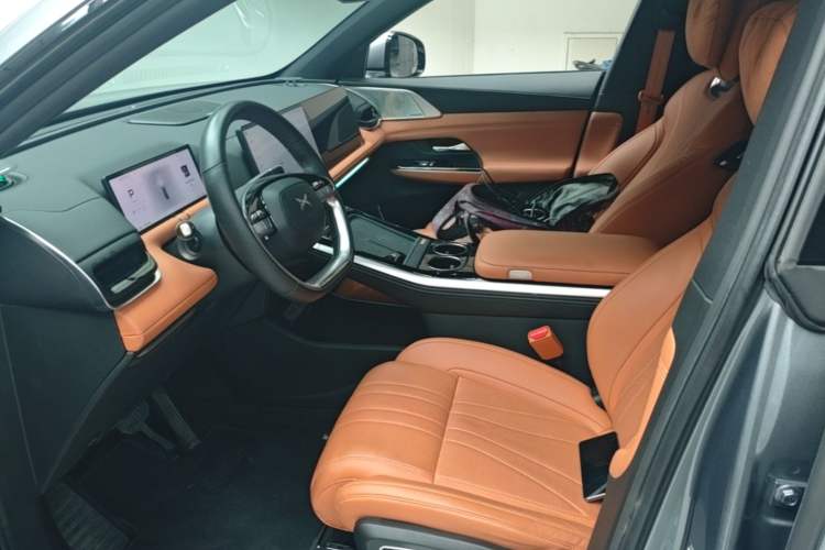 Used XPeng G9 2022 702 Pro Left Front Seat
