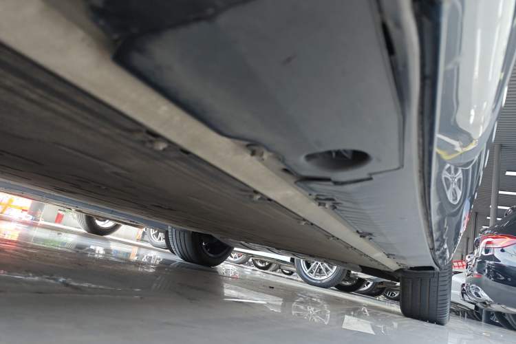 Used XPeng G9 2022 650 Performance Edition Max Left Side Sill