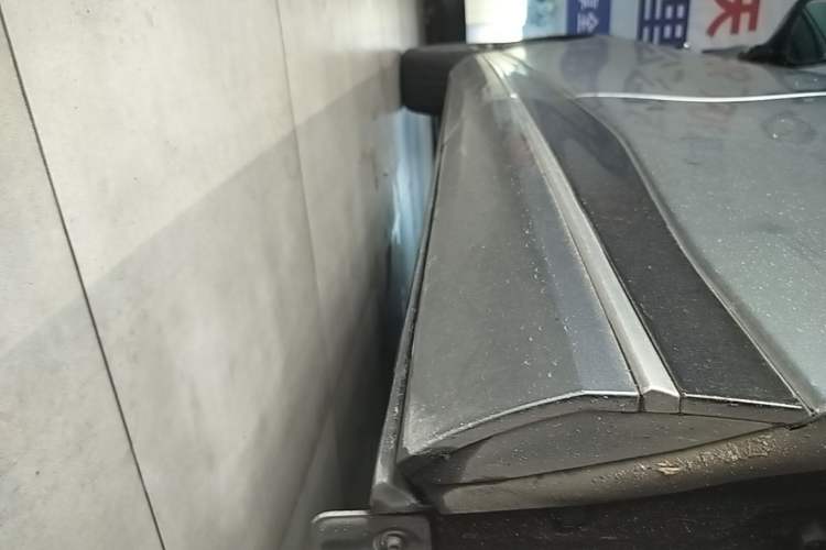 Used XPeng G9 2022 650 Performance Edition Max Left Side Sill