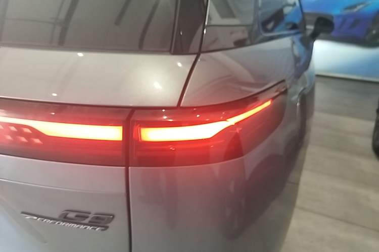 Used XPeng G9 2022 650 Performance Edition Max Right Rear Taillight