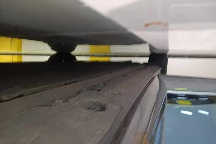 Used XPeng G9 2022 650 Performance Edition Max Right Side Sill