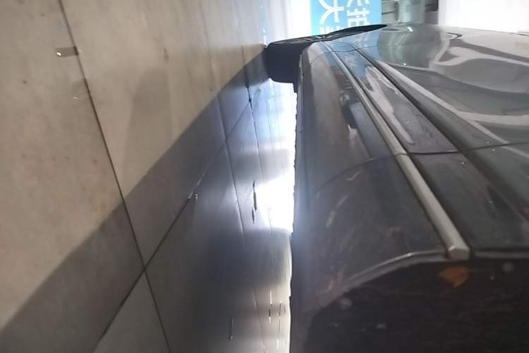 Used XPeng G9 2022 650 Performance Edition Max Right Side Sill