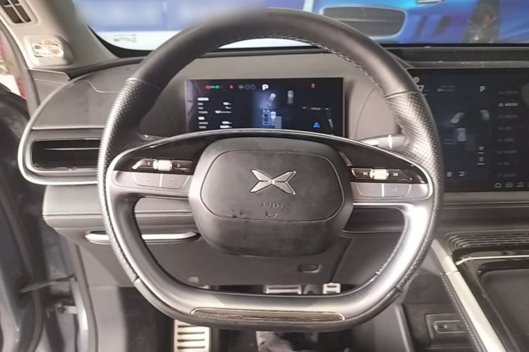 Used XPeng G9 2022 650 Performance Edition Max Steering Wheel