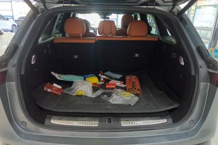 Used XPeng G9 2022 650 Performance Edition Pro Trunk