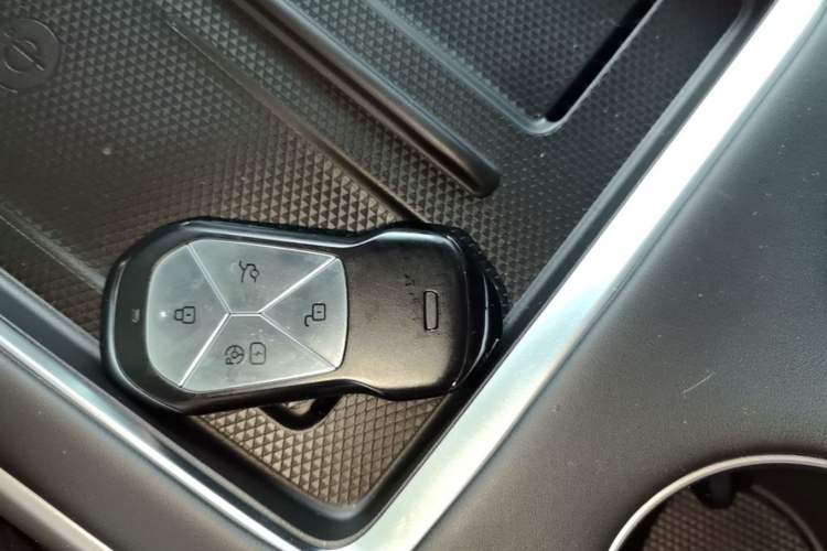 Used XPeng G9 2022 702 Max Vehicle Key