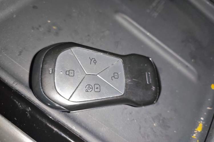 Used XPeng G9 2022 650 Performance Edition Pro Vehicle Key