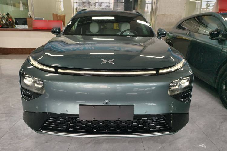 Used XPeng G9 2022 702 Max Exterior 1