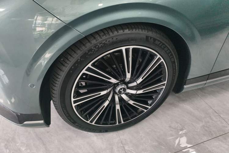 Used XPeng G9 2022 702 Max Exterior 3