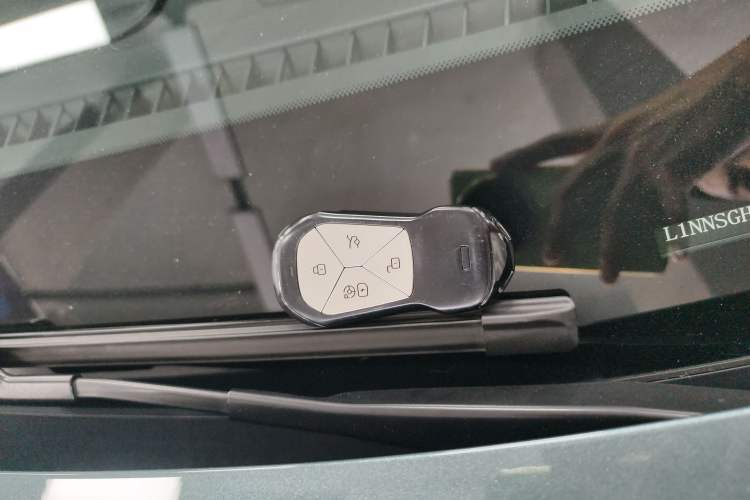 Used XPeng G9 2022 702 Max Interior 1