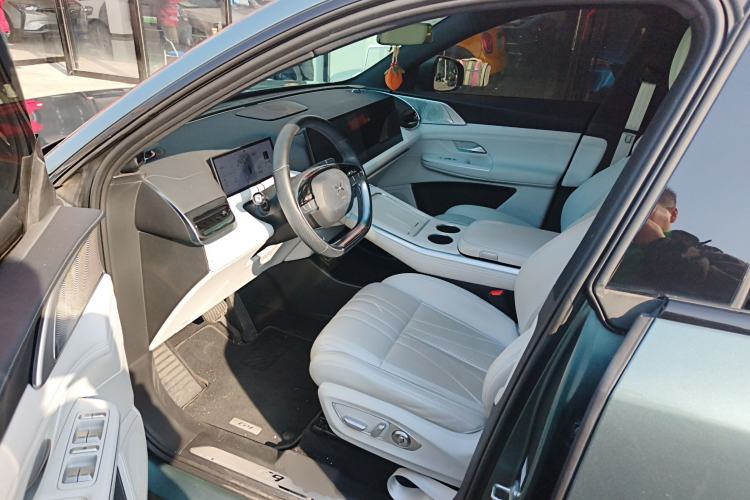 Used XPeng G9 2022 570 Pro Interior 3