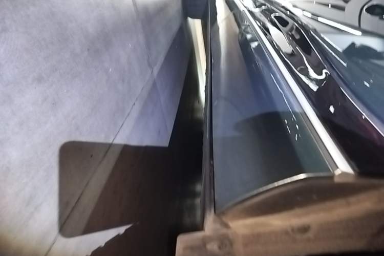 Used XPeng G9 2022 570 Max Left Side Sill