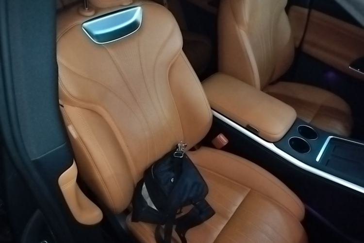 Used XPeng G9 2022 570 Max Right Front Seat