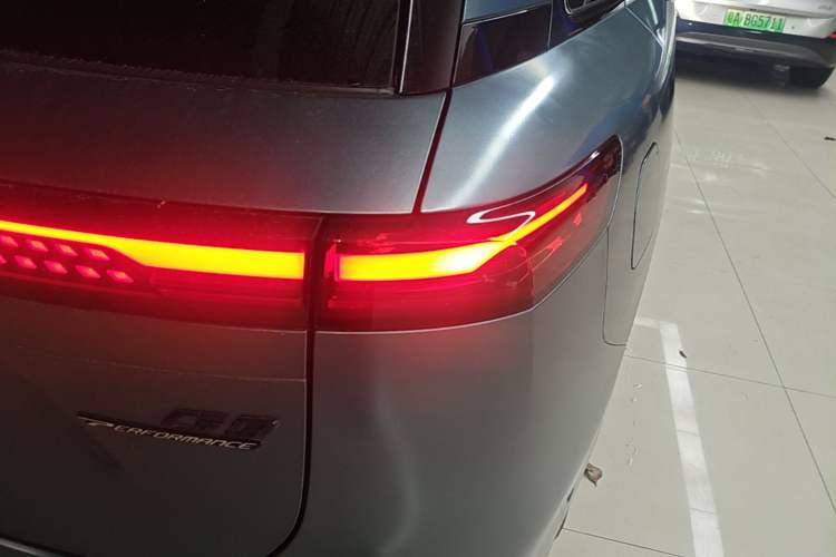 Used XPeng G9 2022 650 Performance Edition Max Right Rear Taillight