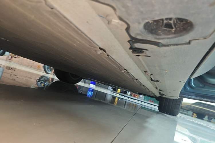 Used XPeng G9 2022 650 Performance Edition Max Right Side Sill