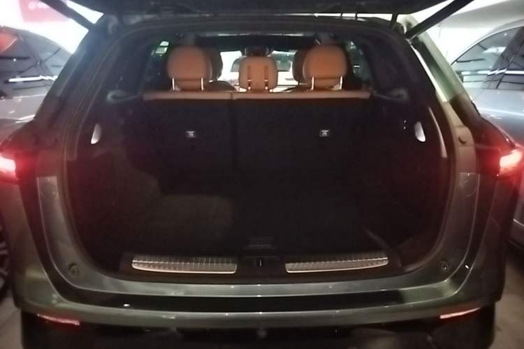 Used XPeng G9 2022 570 Max Trunk