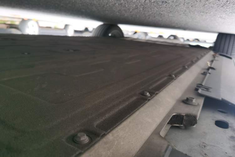 Used XPeng G9 2022 650 Performance Edition Max Chassis Rear Left