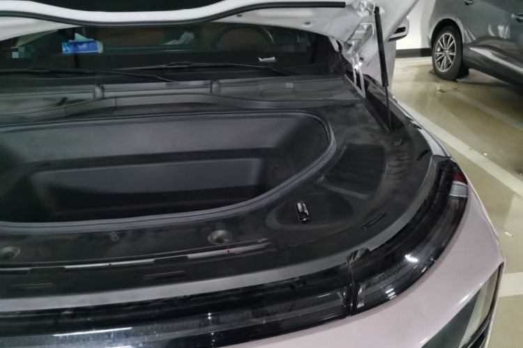 Used XPeng G9 2022 650 Performance Edition Max Engine Bay Left