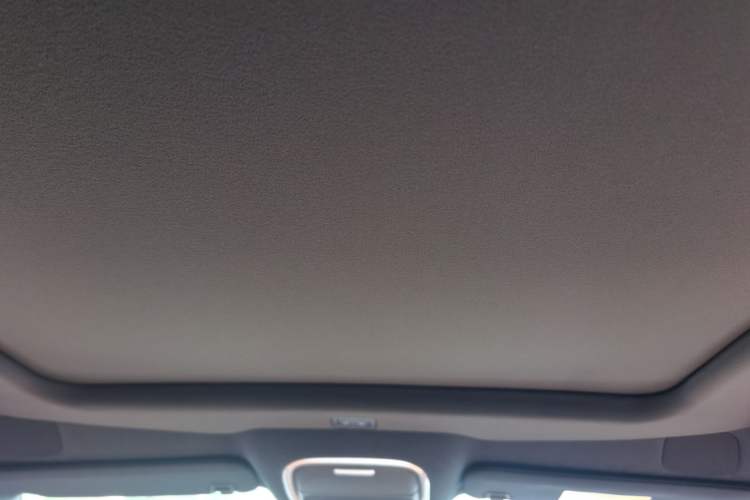Used XPeng G9 2022 650 Performance Edition Max Headliner