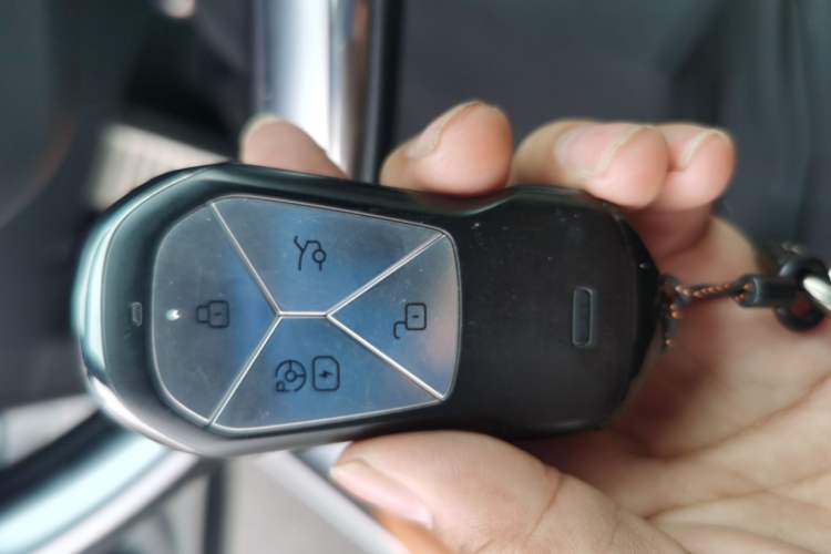 Used XPeng G9 2022 650 Performance Edition Max Vehicle Key