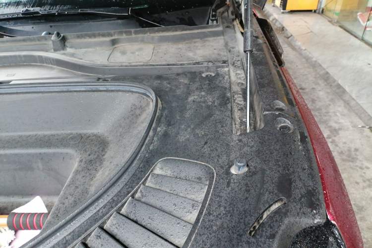 Used XPeng G9 2022 650 Performance Edition Max Engine Bay Left