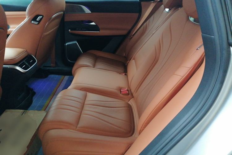 Used XPeng G9 2022 650 Performance Edition Max Left Rear Seat