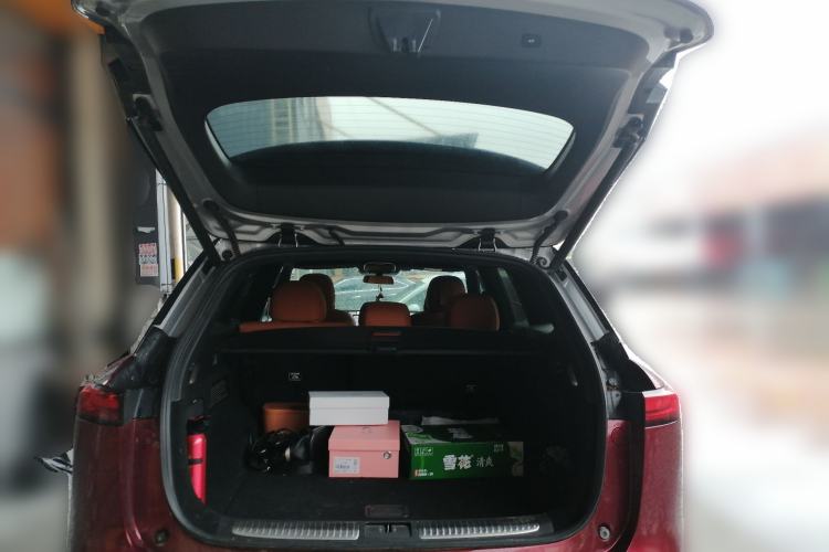 Used XPeng G9 2022 650 Performance Edition Max Trunk
