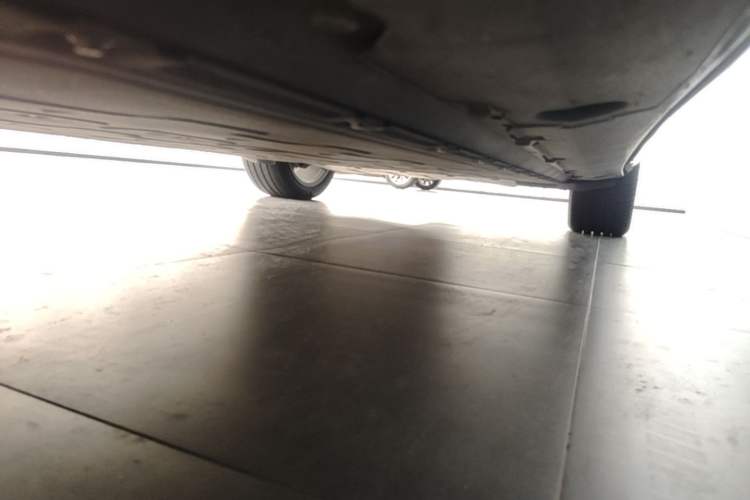 Used XPeng G9 2022 702 Pro Chassis Front Left