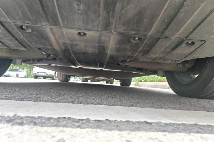Used XPeng G9 2022 702 Max Chassis Rear