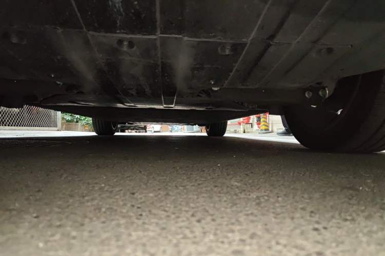 Used XPeng G9 2022 702 Max Chassis Rear