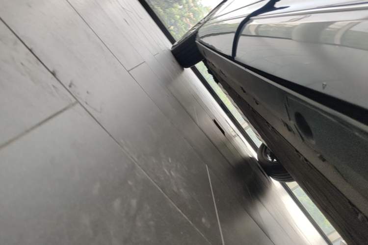 Used XPeng G9 2022 702 Max Chassis Rear Left