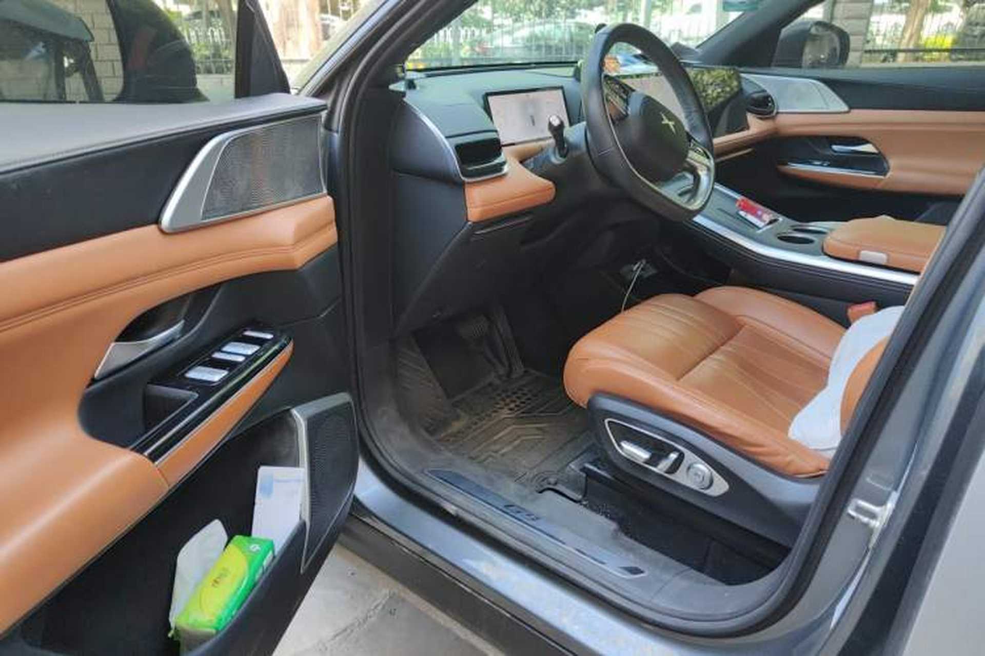 Used XPeng G9 2022 570 Pro Driver Seat
