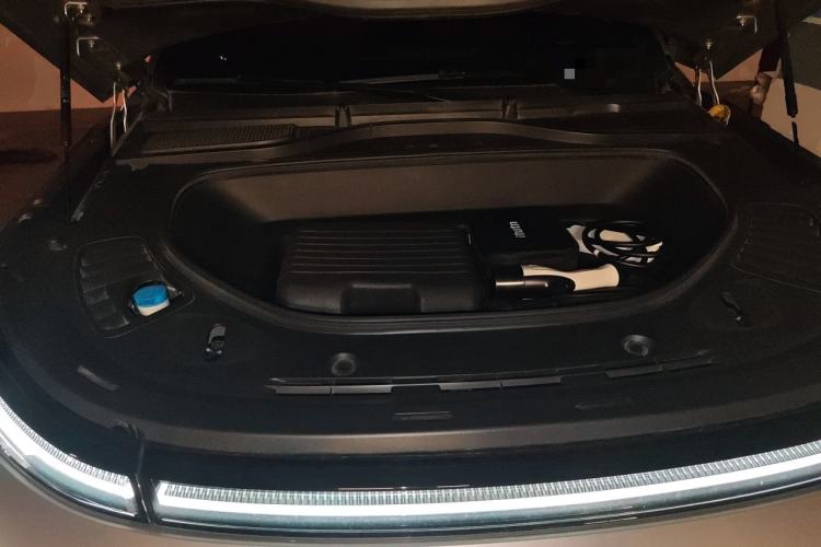 Used XPeng G9 2022 570 Pro Engine Bay