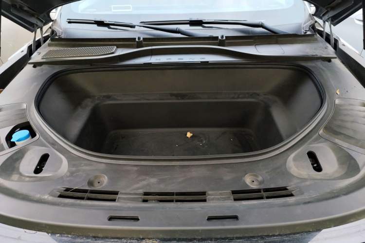 Used XPeng G9 2022 650 Performance Edition Max Engine Bay