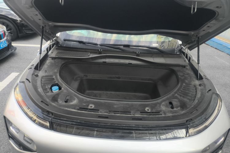 Used XPeng G9 2022 650 Performance Edition Max Engine Bay