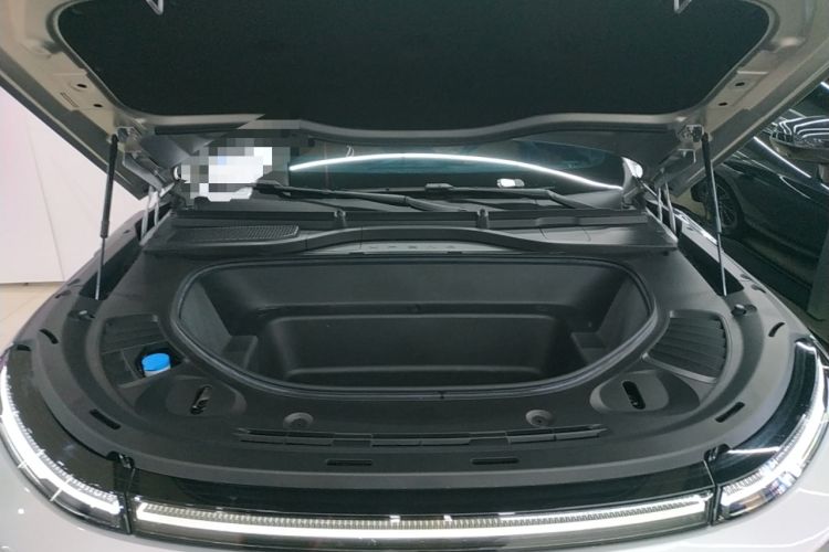 Used XPeng G9 2022 650 Performance Edition Pro Engine Bay