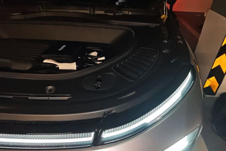 Used XPeng G9 2022 570 Pro Engine Bay Left