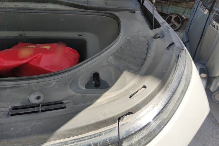 Used XPeng G9 2022 570 Pro Engine Bay Left