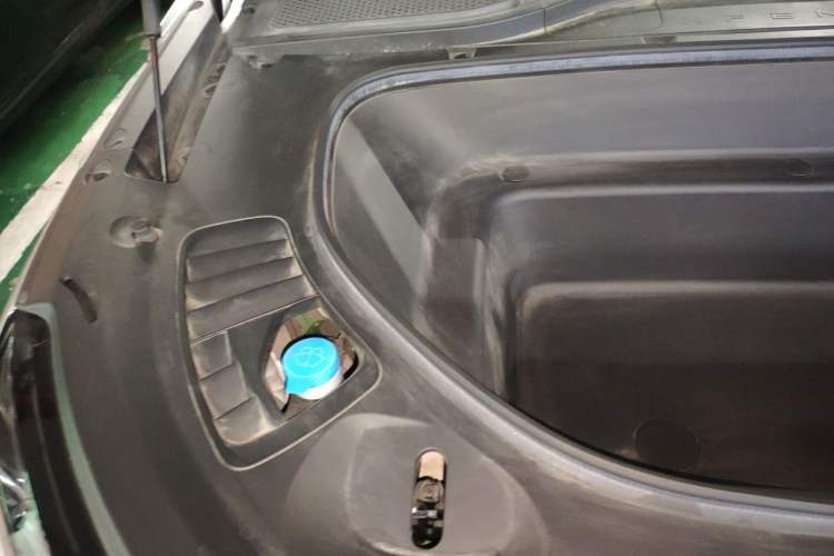 Used XPeng G9 2022 650 Performance Edition Max Engine Bay Right