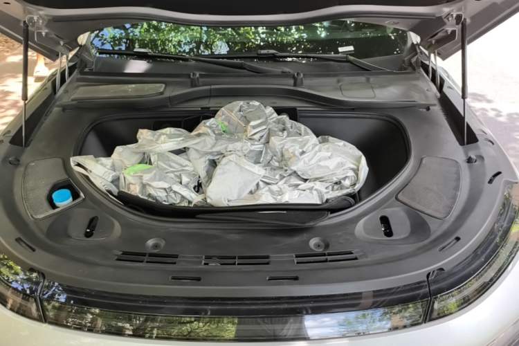 Used XPeng G9 2022 702 Max Engine Bay
