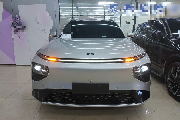Used XPeng G9 2022 650 Performance Edition Pro Exterior 1