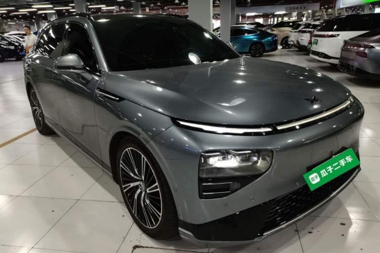 Used XPeng G9 2022 650 Performance Edition Max Exterior 2