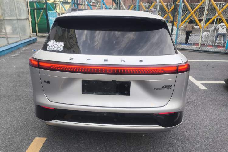 Used XPeng G9 2022 650 Performance Edition Max Exterior 4