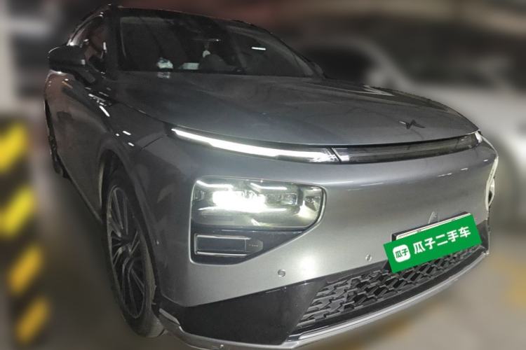 Used XPeng G9 2022 650 Performance Edition Max Front Right 45 Deg