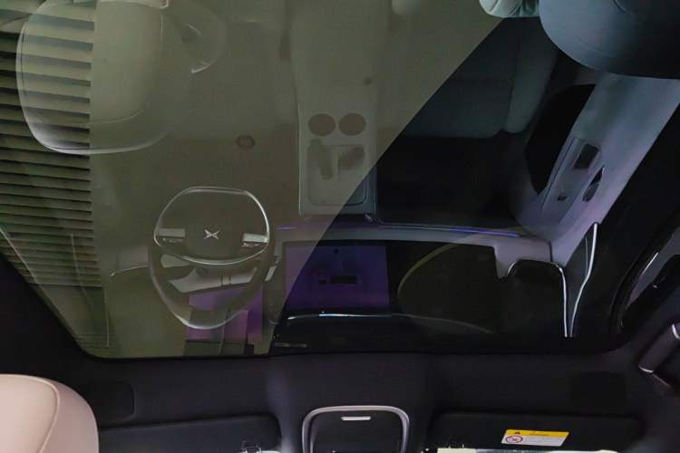Used XPeng G9 2022 570 Pro Headliner